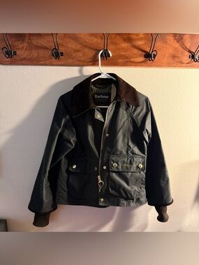 Barbour Cropped Beadnell Waxed Jacket in Sage/Ancient ♥️ Offers Encouraged 🙌